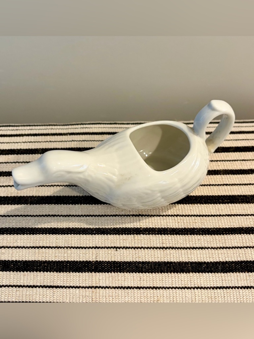 Vintage French duck milk creamer cream pitcher - Picture 3 of 4